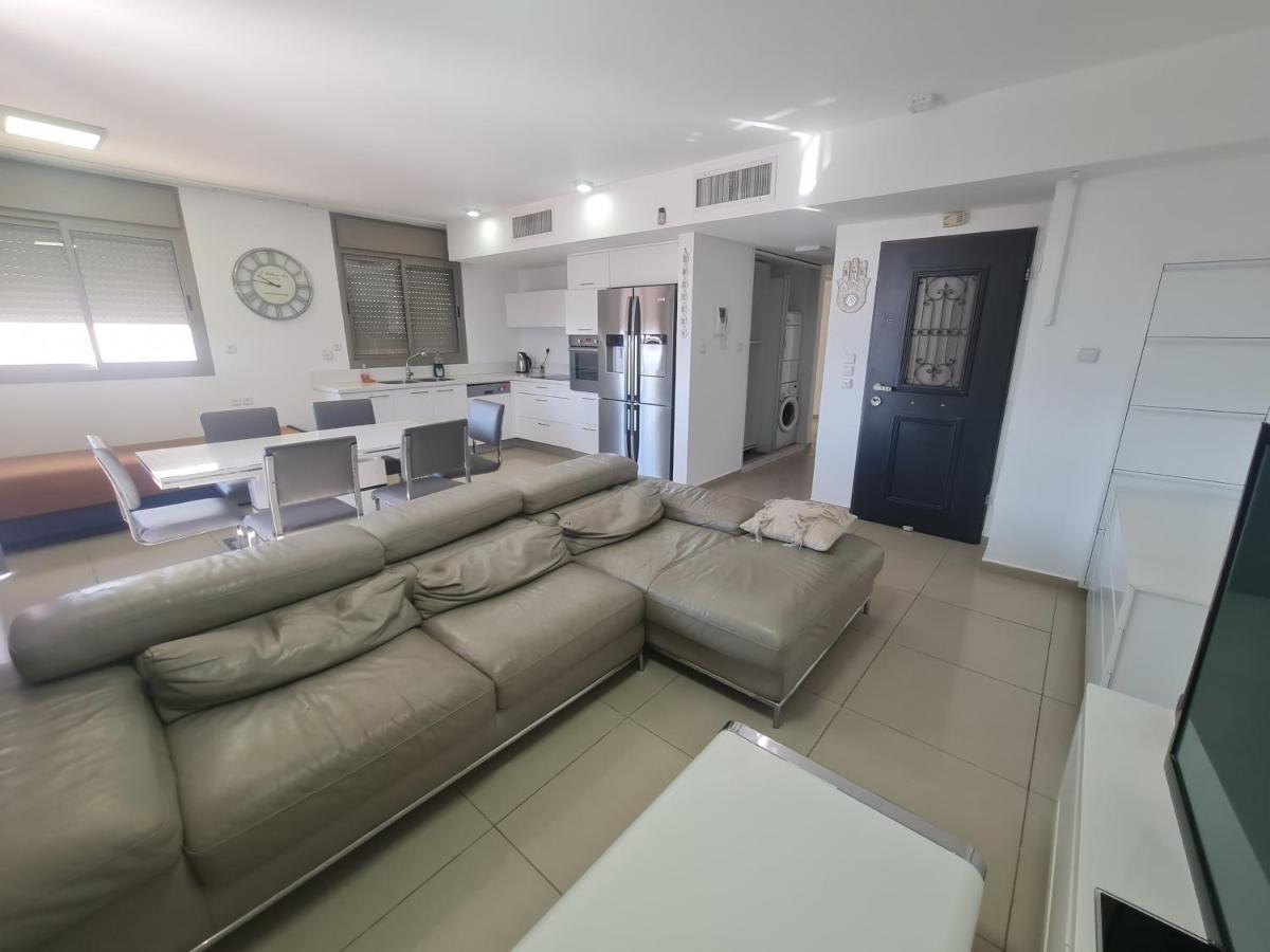 Top-Luxury Exclusive Аpt With Jacuzzi In Front Of The Sea 엘라트 외부 사진
