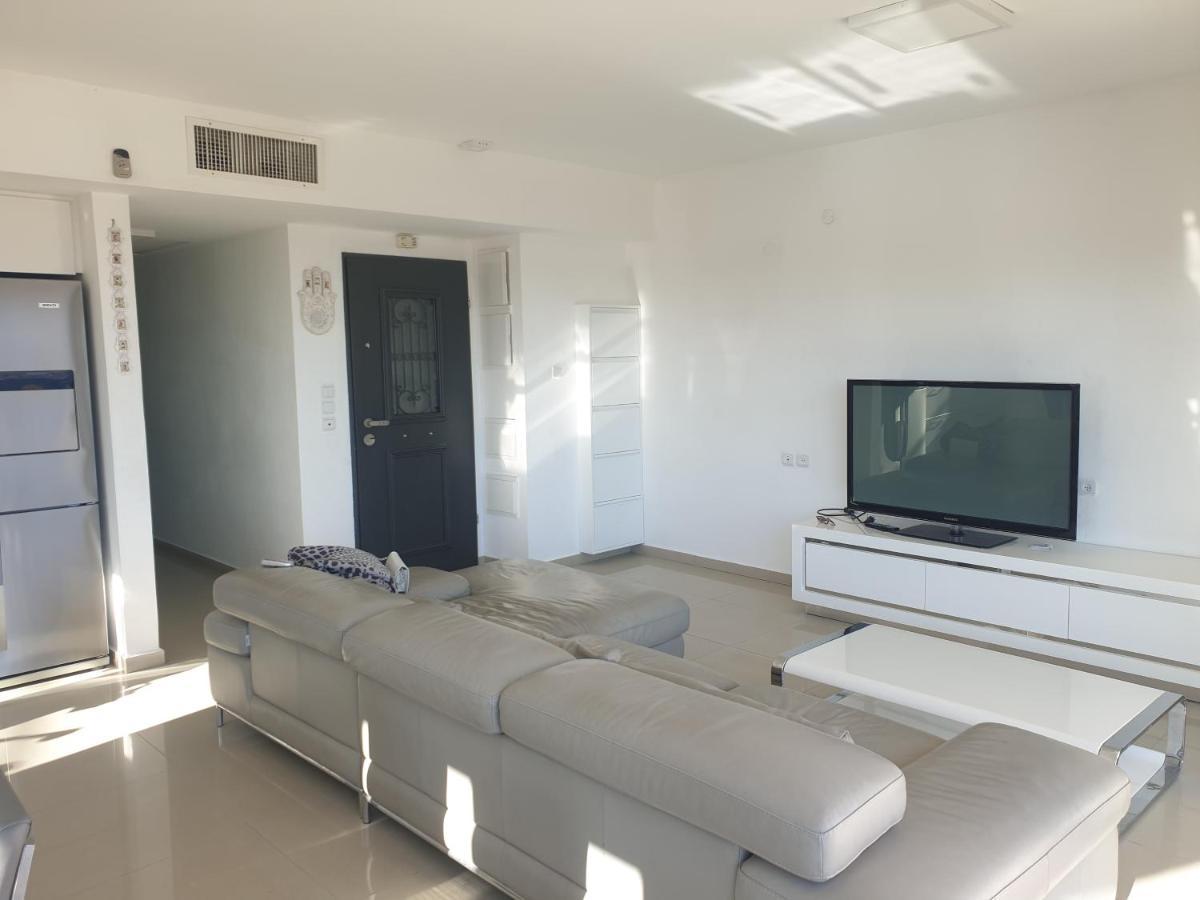Top-Luxury Exclusive Аpt With Jacuzzi In Front Of The Sea 엘라트 외부 사진