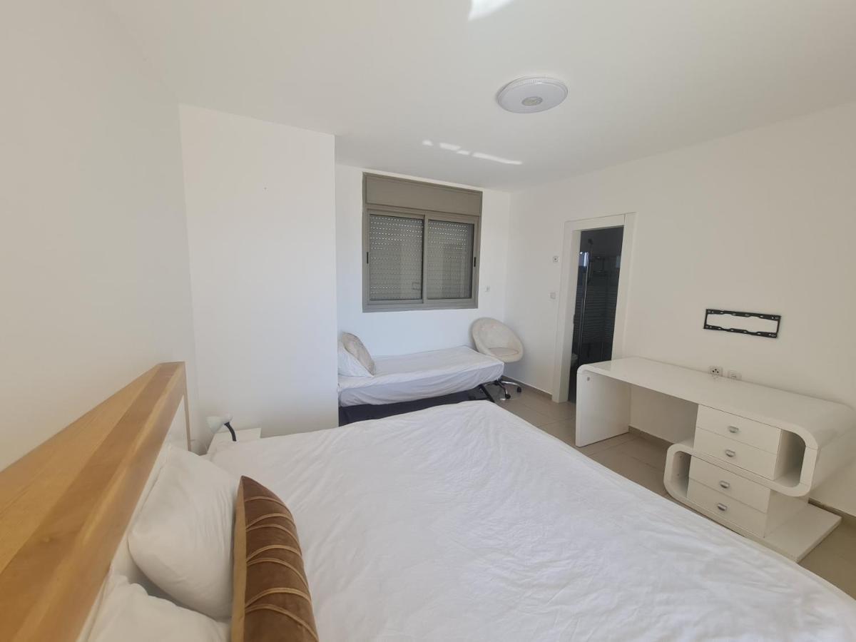 Top-Luxury Exclusive Аpt With Jacuzzi In Front Of The Sea 엘라트 외부 사진